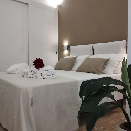 Dimora Delle Rose レッチェ